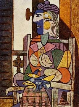 パブロ・ピカソ Painting - 窓の前に座る女性 マリー・テレーズ 1937年 パブロ・ピカソ